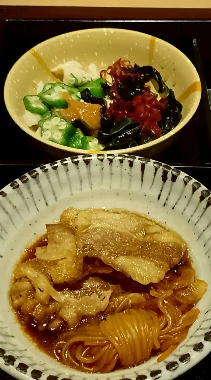やよい軒、飯テロ