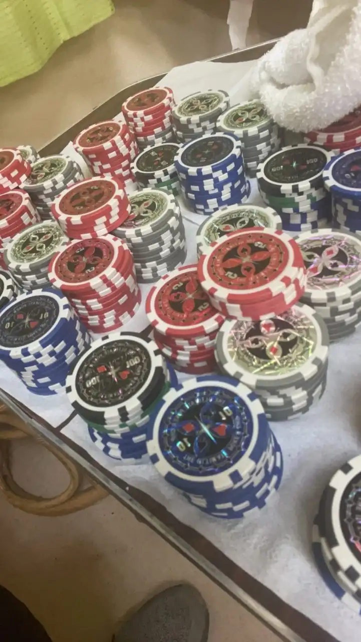 ポーカーチェイス♠️　福岡好きは手を挙げろ！