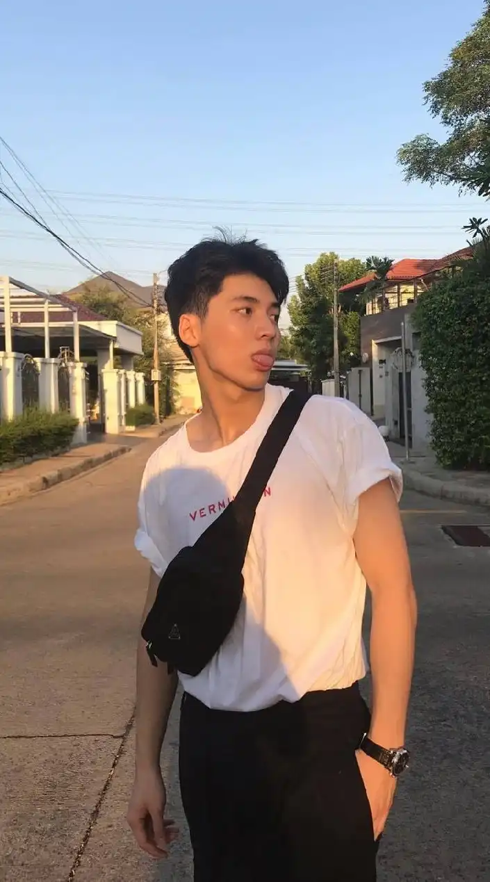 🧸Pond Ponlawit Chinese Fans