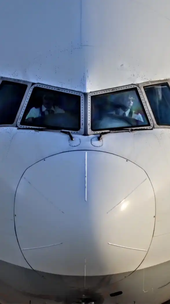 飛行機大好き民集合〜！