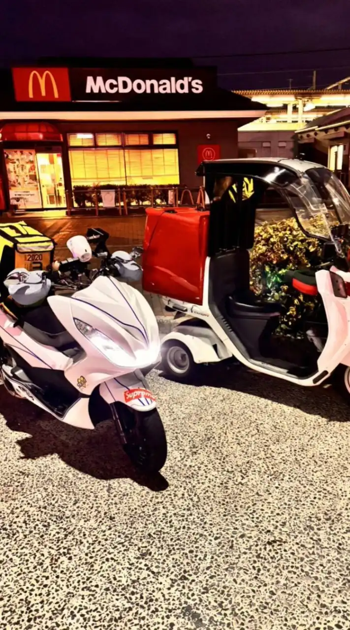 【兵庫】🛵フードデリバリー　　ウーバーイーツ🐸　出前館🥫