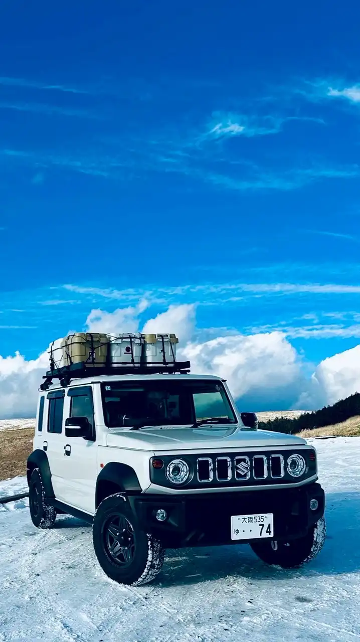 新型ジムニーノマド倶楽部。納車待ちからカスタムまでいらっしゃい！