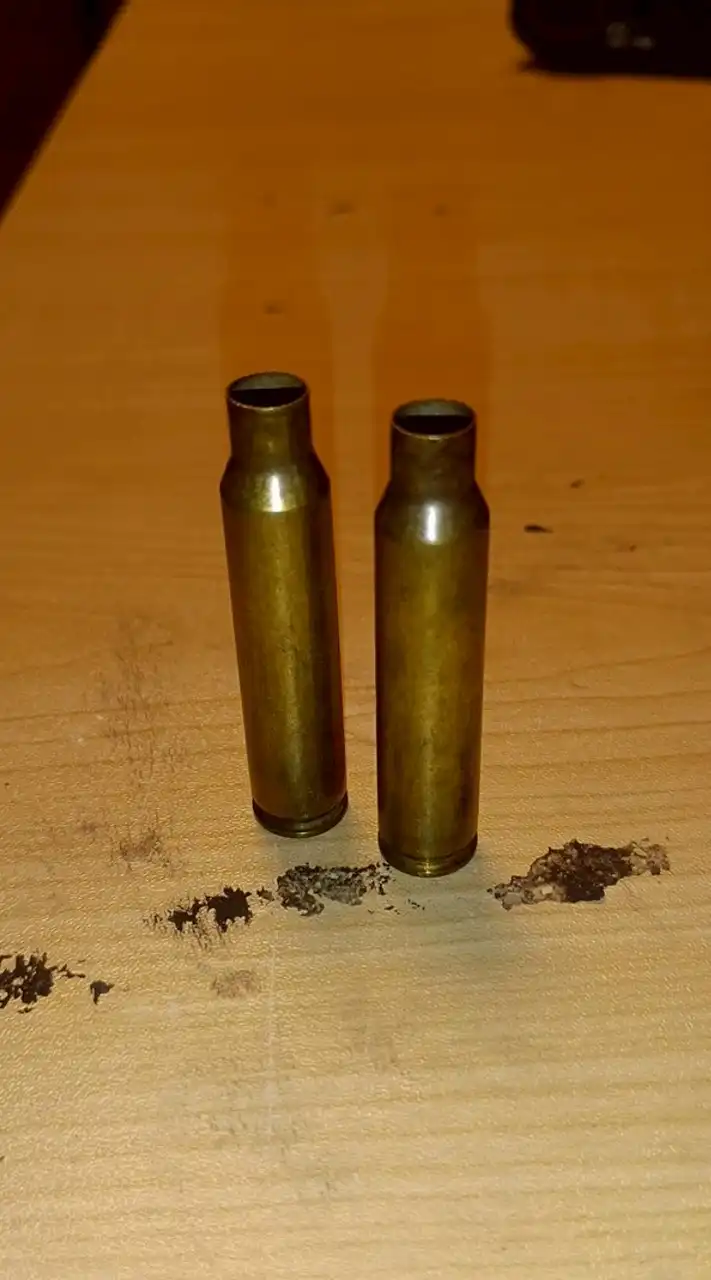 中学生で銃好きな人集まって〜