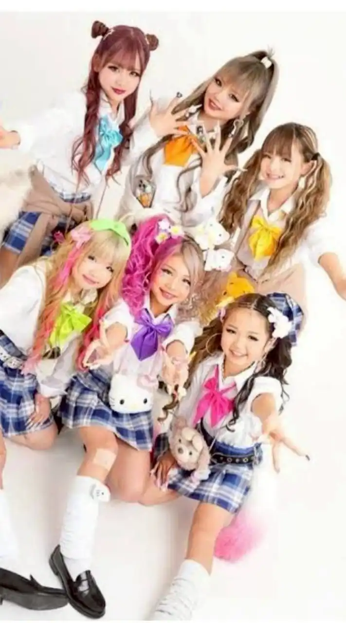 コギャル好きな子〜‼️集まれ‼️