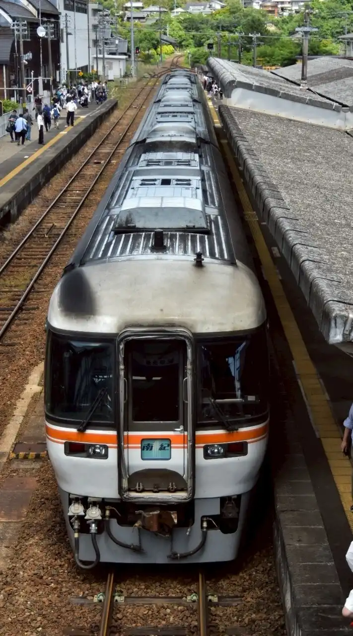 [TKG]鉄道とバス好きな人集まれ‼️※雑談も可 (今年中50人達成目標) [KSZ][HKTSI]