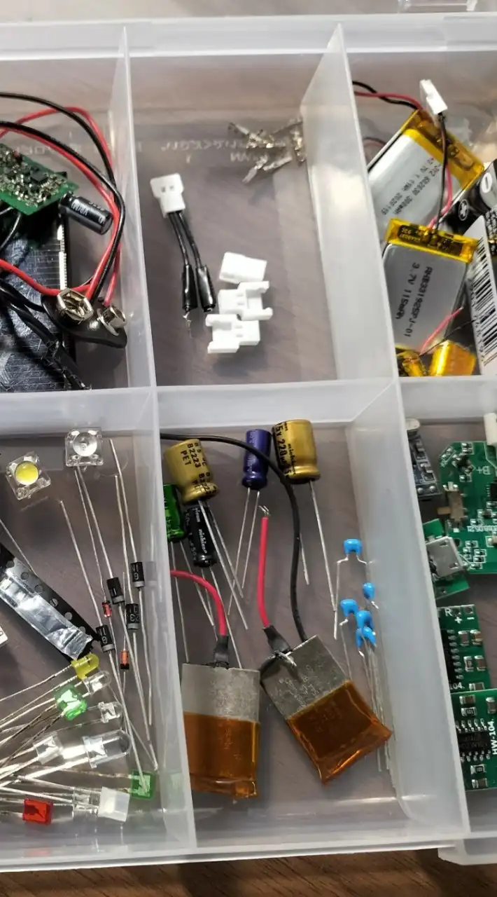 ドローンつくり隊！