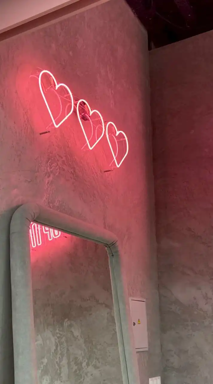 芸能人也/恋愛あり