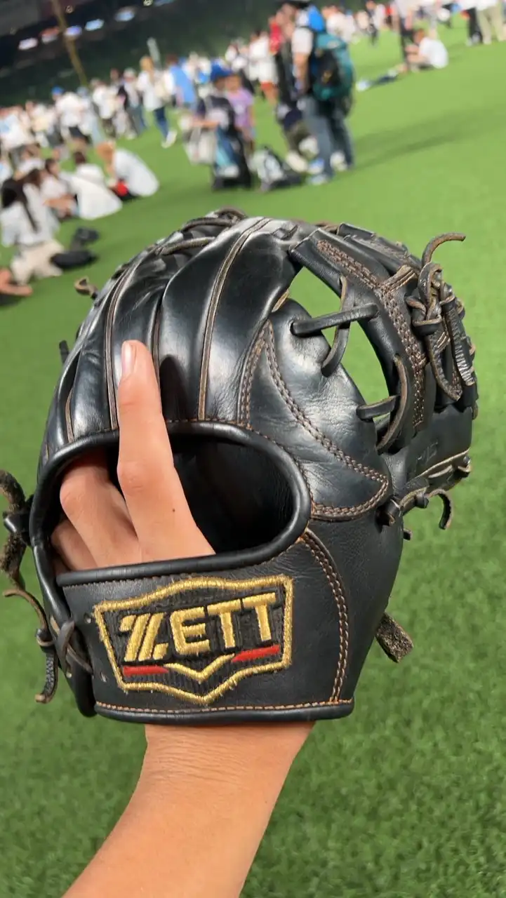 グローブ好きな人集まれー！