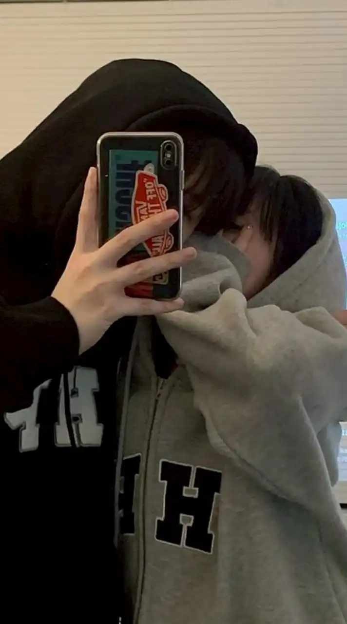 リア充なろ??????????????