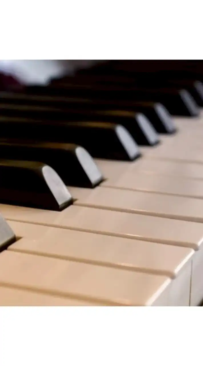 中高年からはじめるピアノルーム