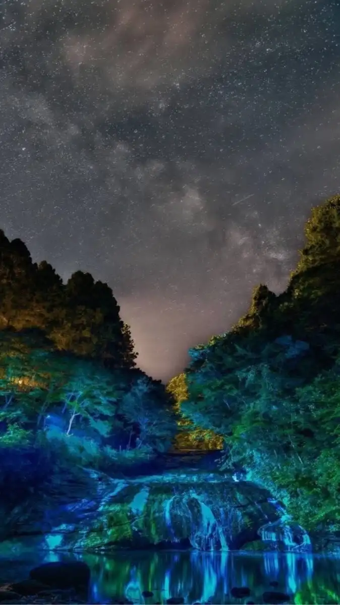 夜景を撮るのが好きな人たち(星・月・イルミ・花火)