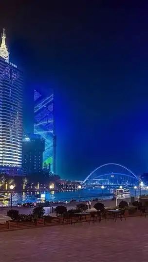 夜景を撮るのが好きな人たち(星・月・イルミ・花火)