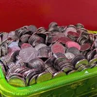 メダルゲーム一緒にプレーや当選報告などの集まり!