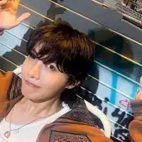 大人 J-HOPE🤍 ホビペンさんルーム
