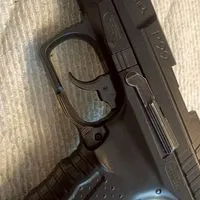 中学生で銃好きな人集まって〜