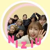 NiziU.