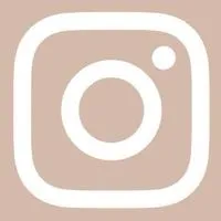 インスタやっている人〜