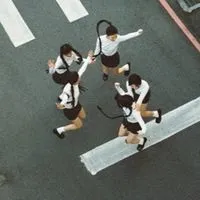 ୨୧ —— ILLIT 手元動画組—— ୨୧