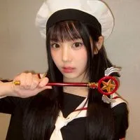 ILLITウォンヒ写真館 トーク禁止