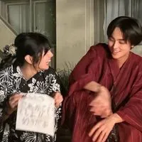 今日好きなりきり　両手にメロイ🚻でーす編