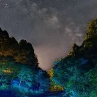 夜景を撮るのが好きな人たち(星・月・イルミ・花火)